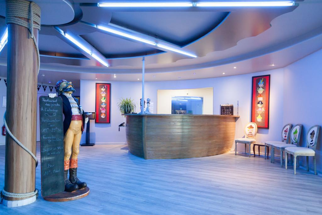 Hotel Du Parc - Pirates Chasseneuil-du-Poitou Ngoại thất bức ảnh